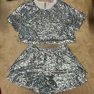 Taylor Swift Eras Tour Outfit (Buddy Love)